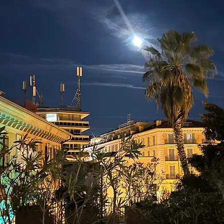 Inluce Loft Апартаменти Санремо